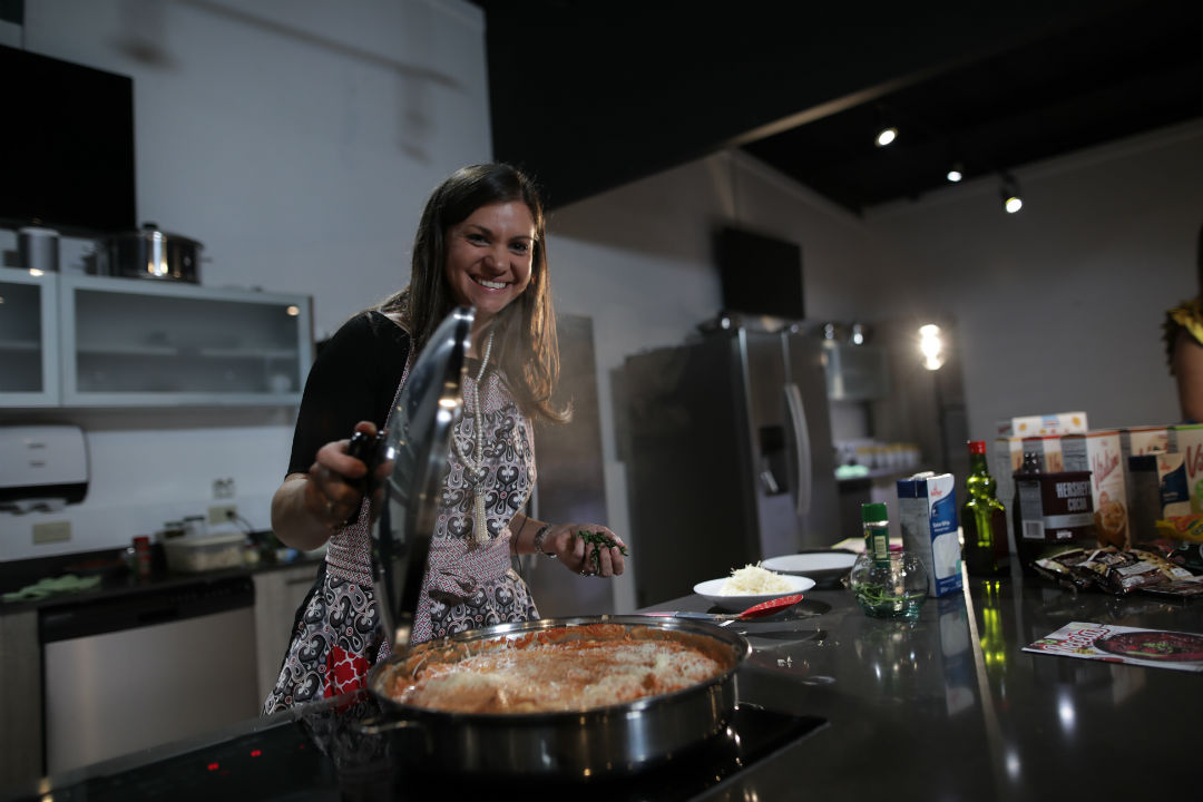 La entusiasta de la cocina Suzanne Capriles, realizó tres deliciosas y prácticas recetas.